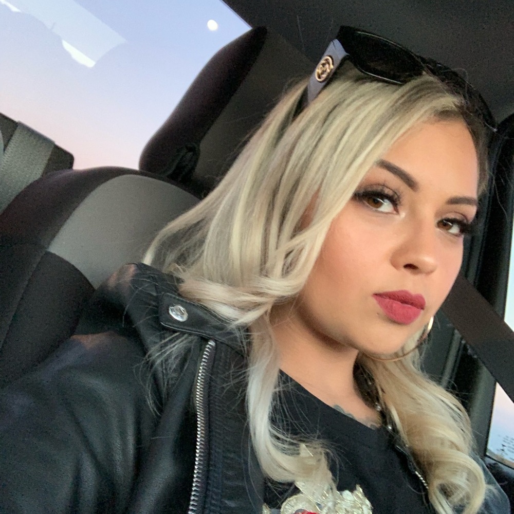 Meet your Posher, Aracely
